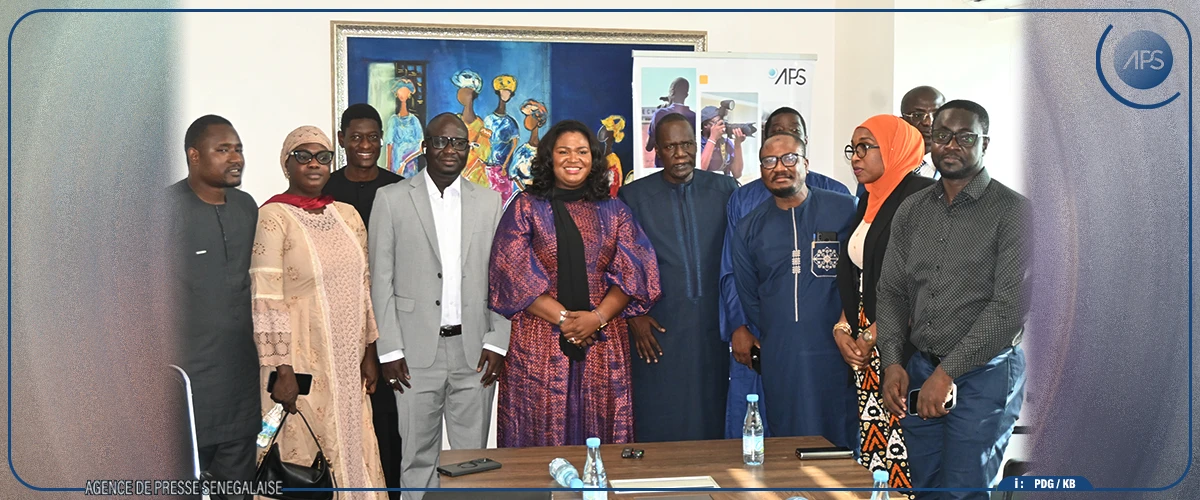 En visite à l'APS, Marie Rose Faye prône un cadre de collaboration pour l'atteinte des objectifs de la communication gouvernementale