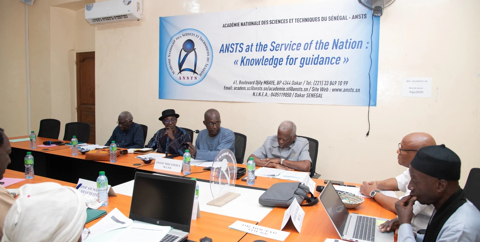 Une universitaire appelle à moderniser le serment d'Hippocrate