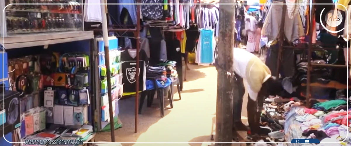 Friperie : le blues des vendeurs du marché hebdomadaire de Sahm