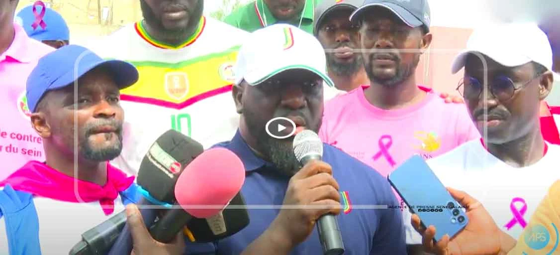 Randonnée pour les 50 ans de la Maternité de Yeumbeul Nord et Octobre Rose