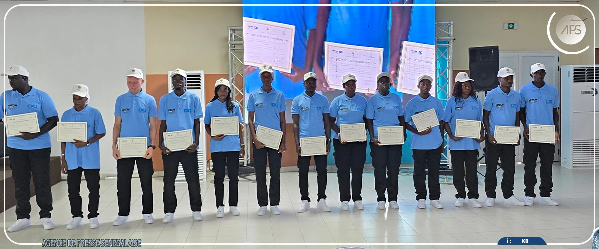 Sortie de la première promotion de 1000 volontaires de la consommation