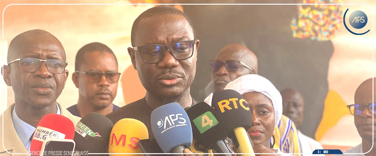 Près de 12 millions de francs CFA investis dans l'acquisition de cannes blanches au profit des non-voyants