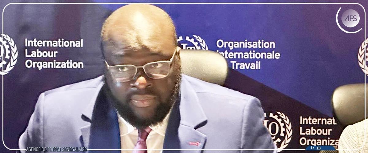 Validation de la politique de l’apprentissage professionnel pour de ”réelles perspectives d’insertion” (officiel)