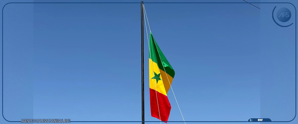 Saint-Louis : le lycée Ahmet Fall démarre la rentrée des classes par une cérémonie de levée des couleurs