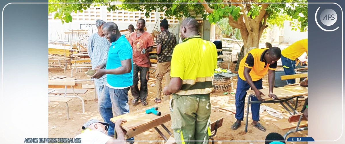 Kaffrine : un mouvement s’investit dans la réparation des tables-bancs des établissements scolaires
