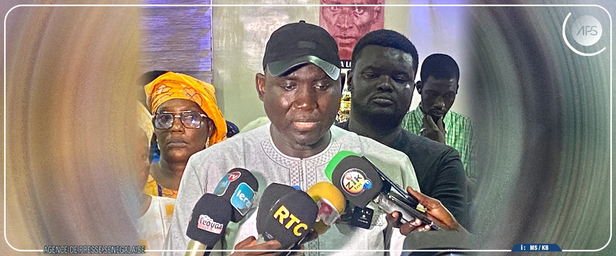 Nguidilé : le maire offre des fournitures scolaires aux élèves de la commune