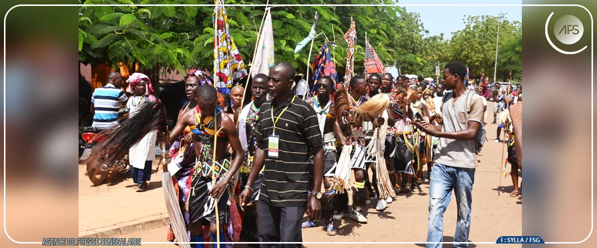 Festival des minorités : une parade met en exergue la diversité culturelle du pays bassari