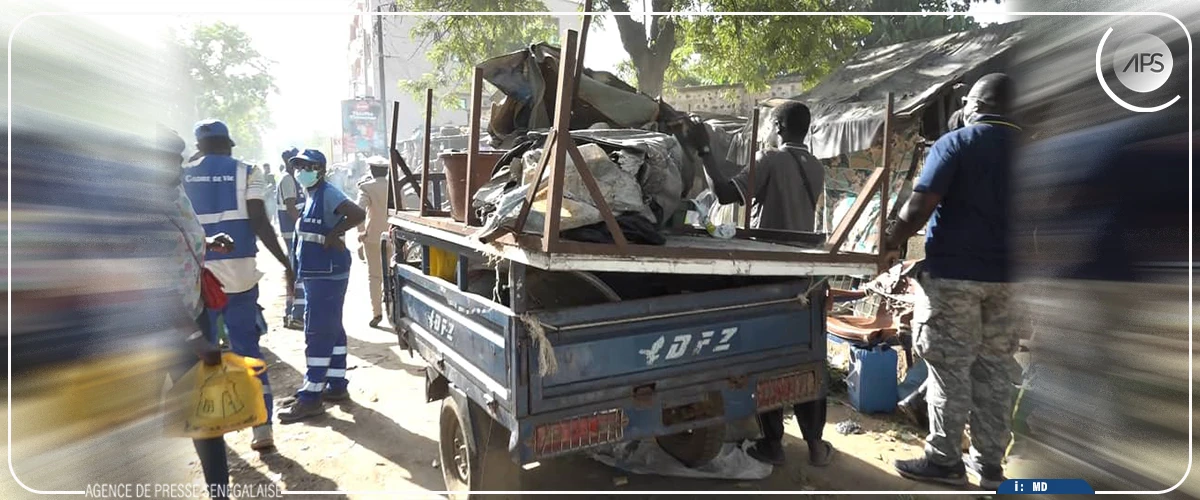 Désencombrement: une opération menée autour du marché central de Thiès, en attendant  une action d'envergure, mercredi prochain