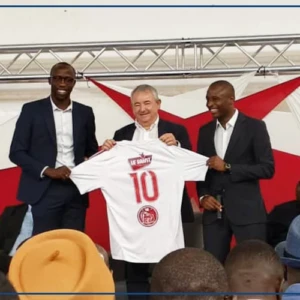 Armor FC et Brest veulent offrir aux jeunes footballeurs une formation sportive et humaine (dirigeants )