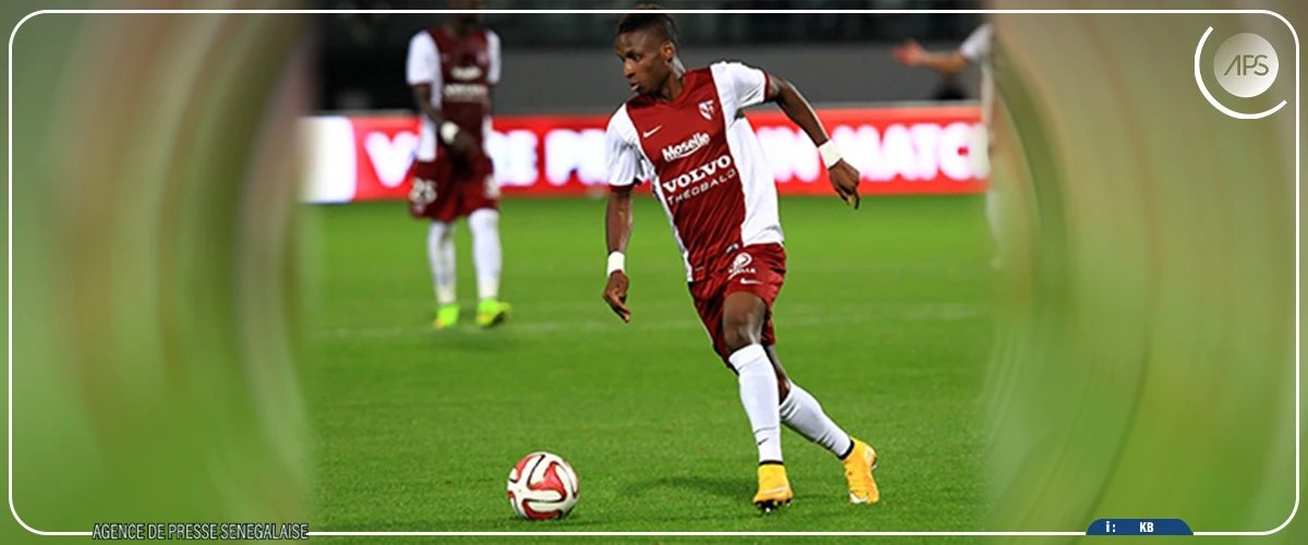 Sans club depuis 2024, Bouna Sarr retrouve du rythme avec Metz