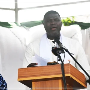 Foire régionale de l’artisanat de Tambacounda : Amadou Ba préside la cérémonie officielle et remet des équipements aux artisans