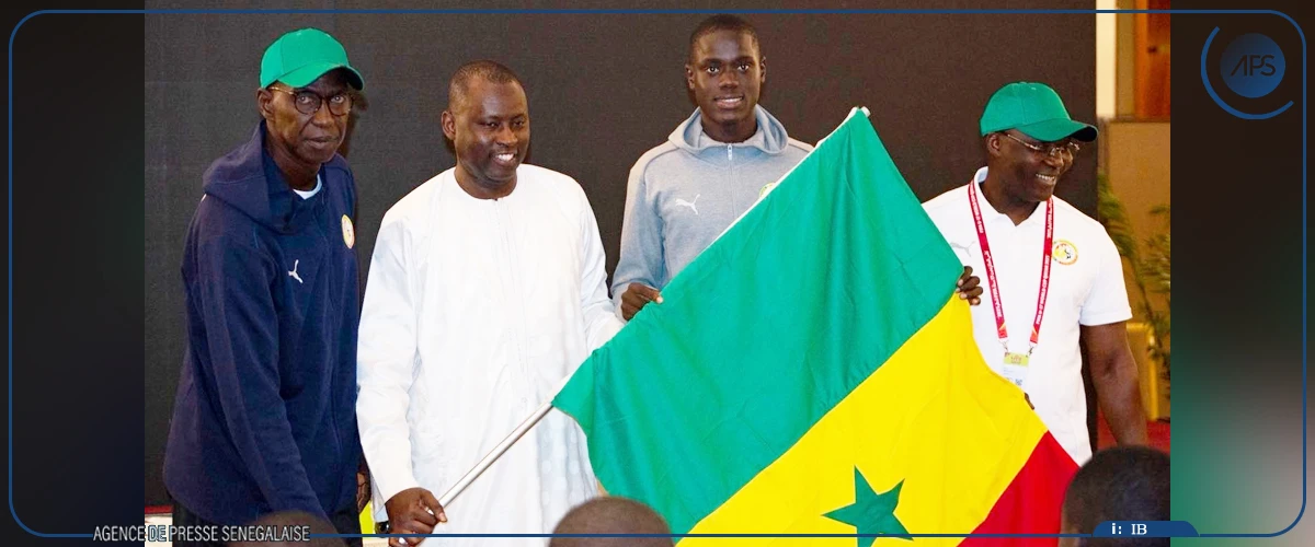 Mondial U17 : l’ambassadeur du Sénégal à Doha remet le drapeau national aux Lionceaux