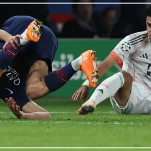 Victime d’une entorse sévère, Hakimi indisponible pendant plusieurs semaines, selon le PSG