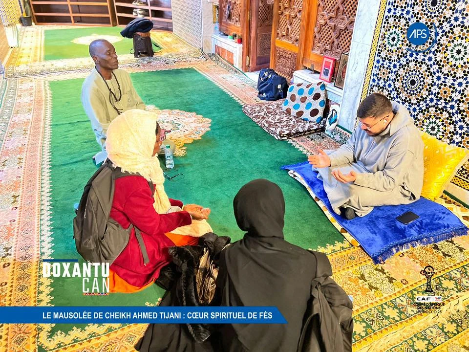 Le Mausolée de Cheikh Ahmed Tijani : Cœur Spirituel de Fès