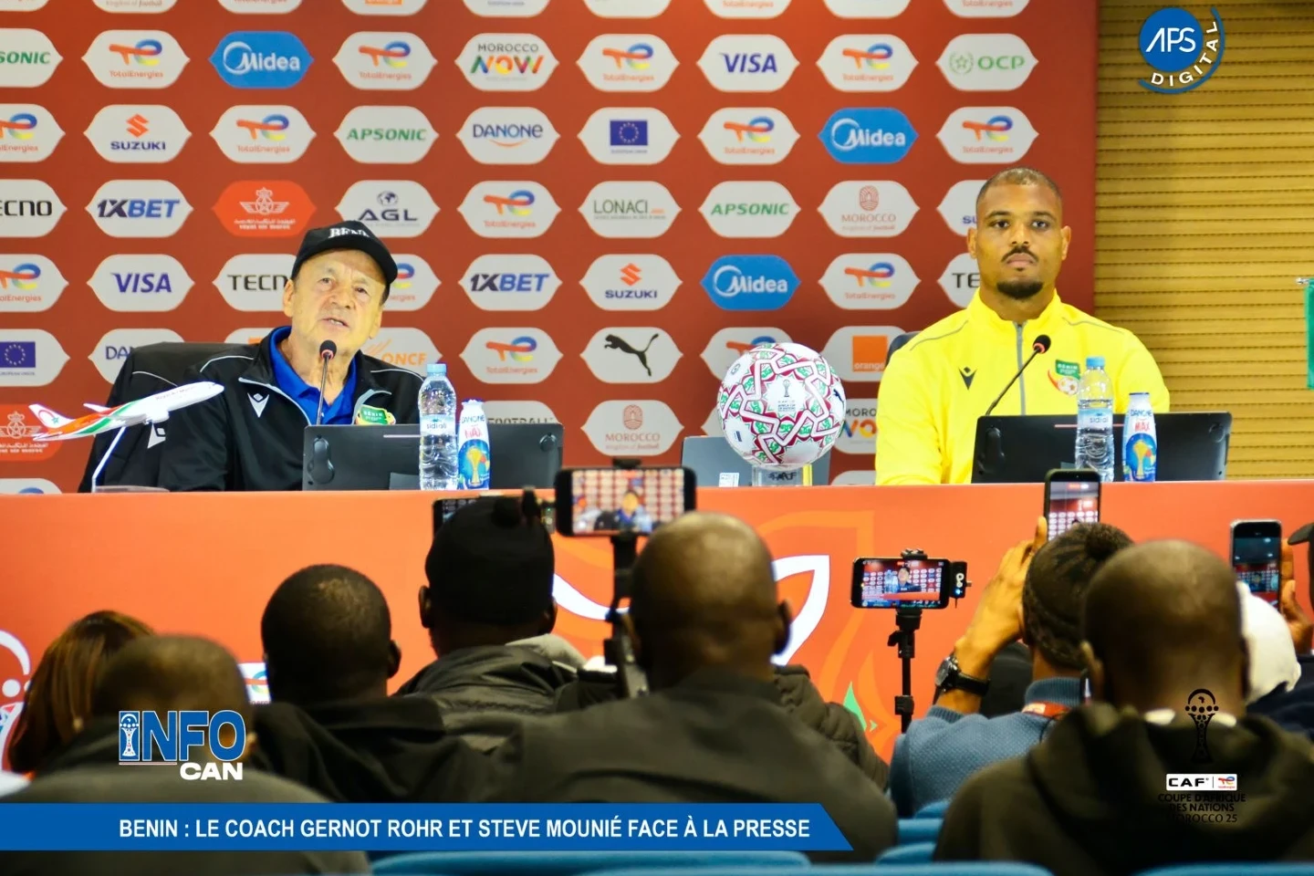 Bénin : Le coach Gernot Rohr et Steve mounié à la presse