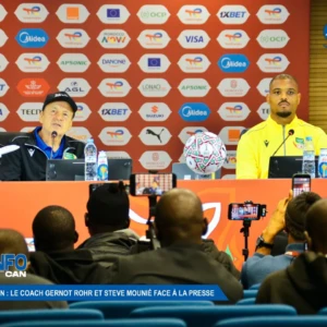 Bénin : Le coach Gernot Rohr et Steve mounié à la presse
