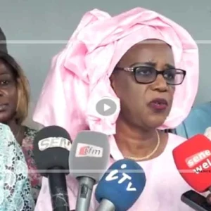 Le cadre intersyndical de l’économie informelle lance une campagne pour accélérer la formalisation du secteur