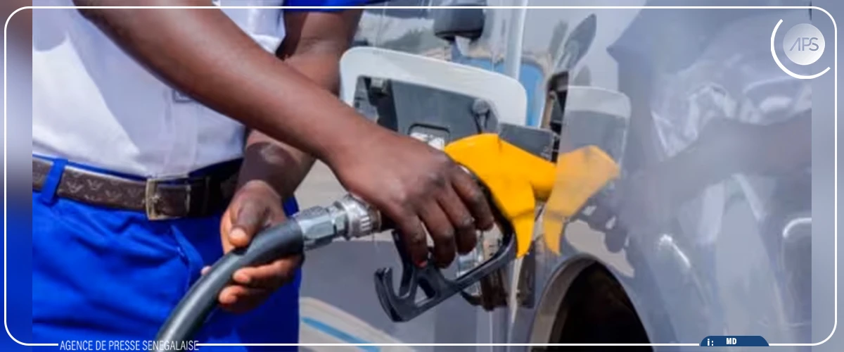 Hydrocarbures : l’Etat officialise la baisse des prix à la pompe pour le supercarburant et le gasoil