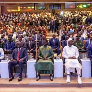 Le président Faye plaide pour le renforcement de la protection des Sénégalais de l'extérieur