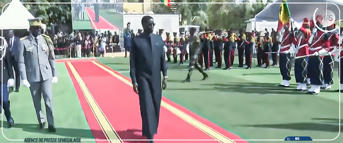 Arrivée du président de la République pour la commémoration de Thiaroye 44