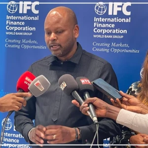 Les Lions effectuent un galop d'entraînement dans une ambiance festive au stade LSS