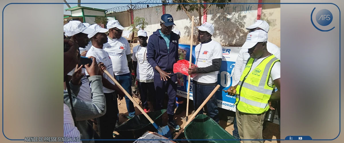 Des axes longeant le tracé du Train express régional débarrassés des ordures