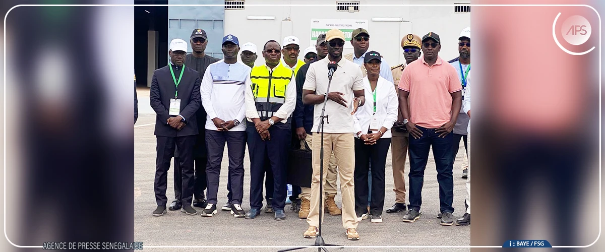 Bassirou Diomaye Faye procède à la pose de la première pierre du LYNAQE de Ziguinchor