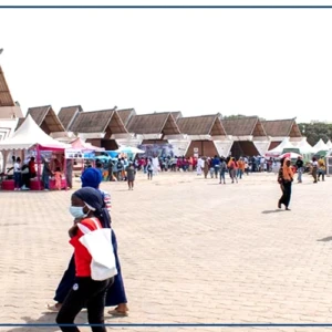 FIDAK 2025 : les exposants prennent leurs marques, dans une ambiance encore calme au CICES