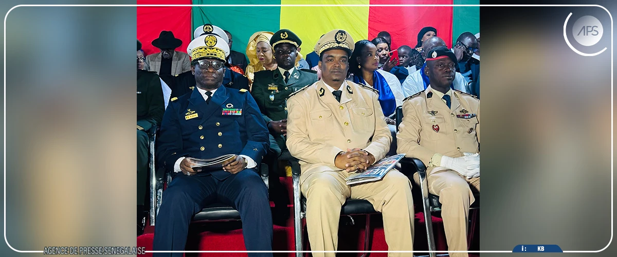 Saint-Louis : présentation du drapeau et remise d’insignes aux nouveaux élèves du Prytanée militaire Charles N’Tchoréré