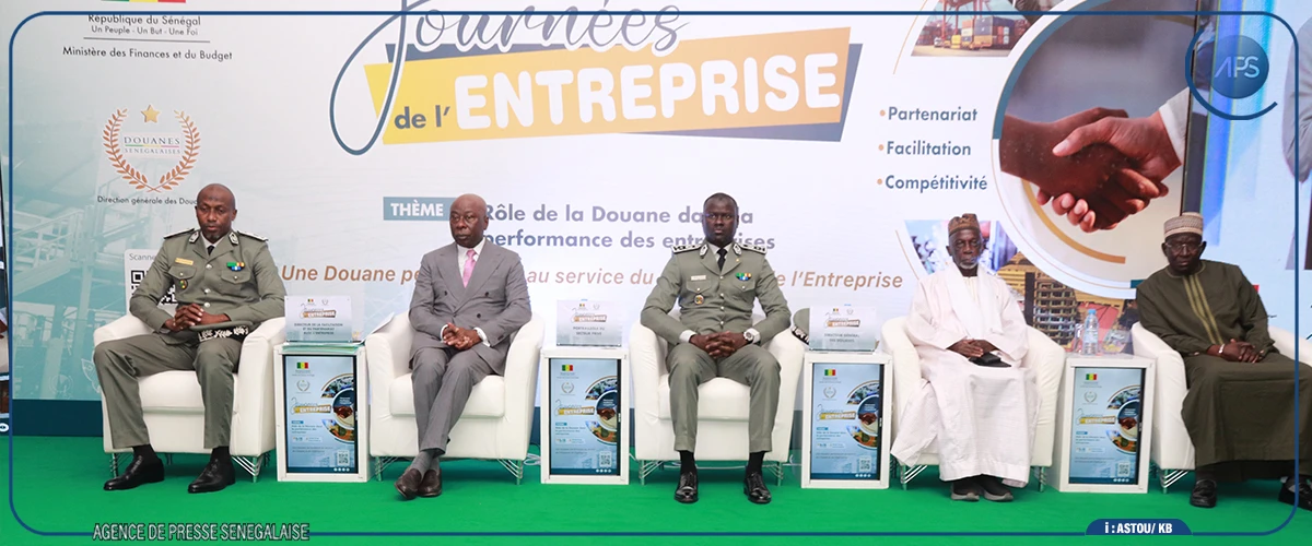 Le DG des Douanes appelle à consolider la confiance avec les opérateurs économiques