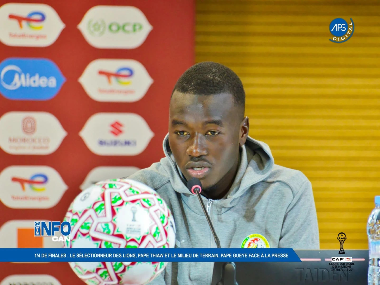 1/4 de finales : le sélectionneur des lions, Pape Thiaw et le milieu de terrain, Pape Gueye face à la Presse
