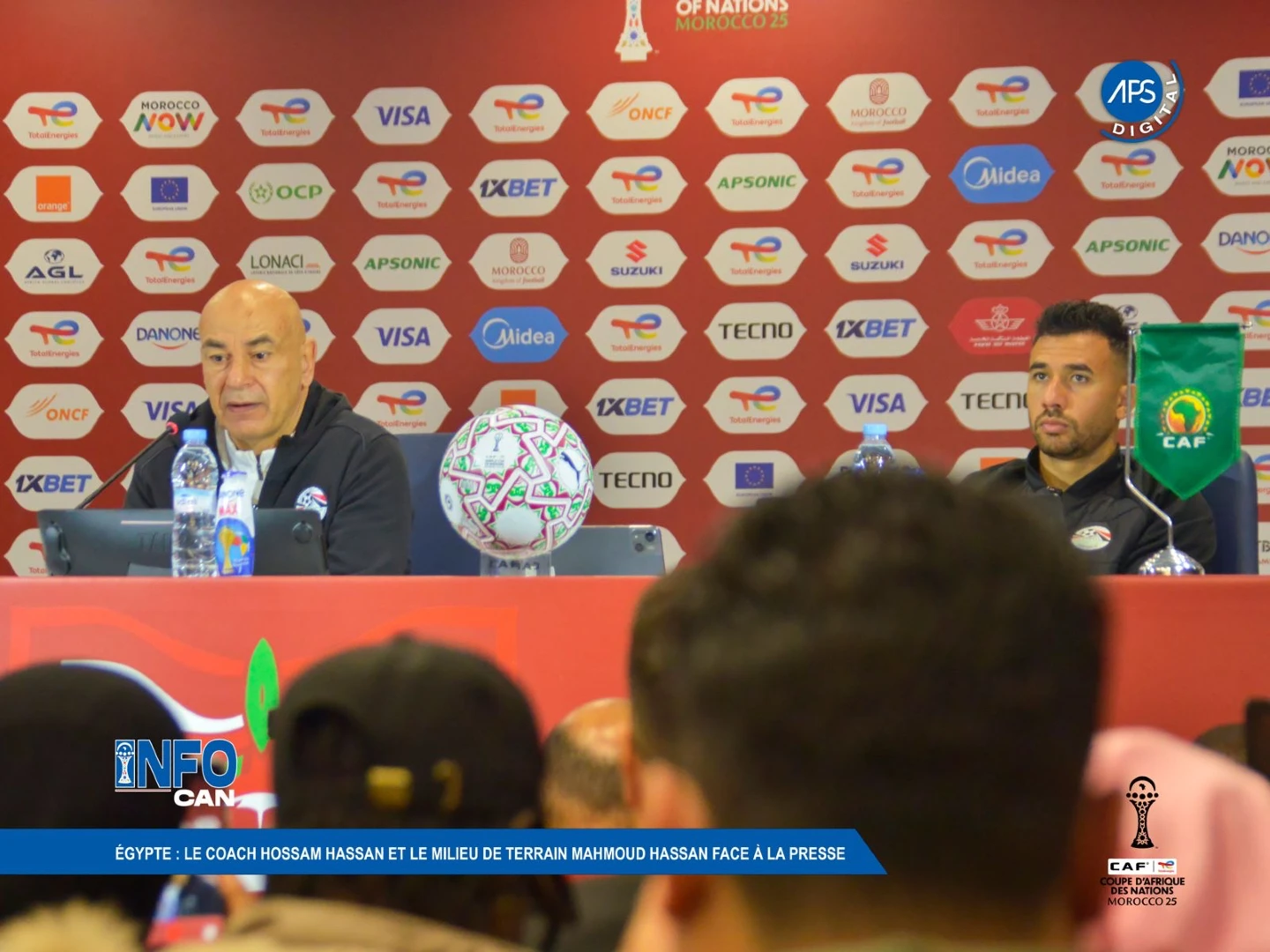 Égypte : le coach Hossam Hassan et le milieu de terrain Mahmoud Hassan face à la presse