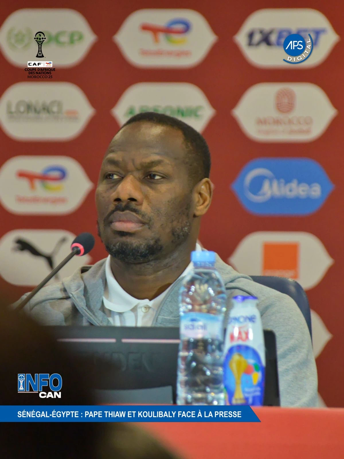 Égypte : le coach Hossam Hassan et le milieu de terrain Mahmoud Hassan face à la presse