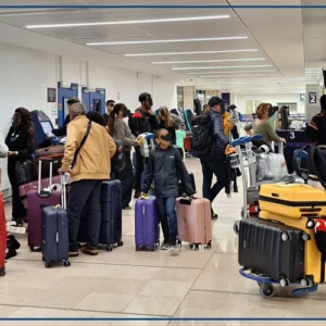 Le chacun pour soi dans les aéroports, symptômes d'une modernité déshumanisante