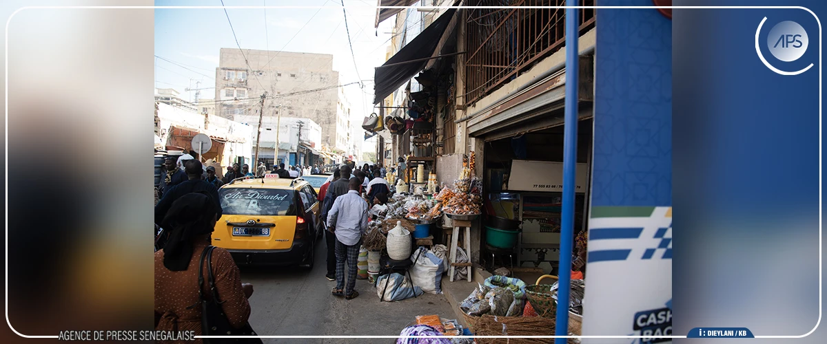 CAN 2025 : au Marché malien de Dakar, des supporters des Aigles lancent un appel au fair-play