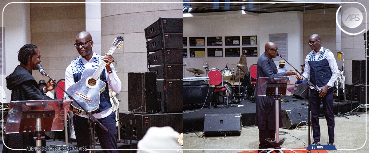 Des instruments de musique d’Ismaël Lô et Baaba Maal offerts au Musée des civilisations noires