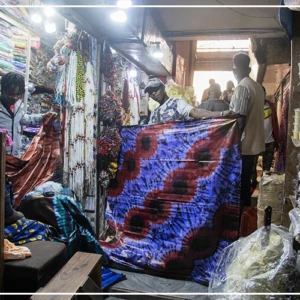 CAN 2025 : au Marché malien de Dakar, des supporters des Aigles lancent un appel au fair-play