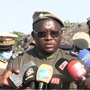 Ziguinchor : la Douane incinère une importante quantité de produits prohibés