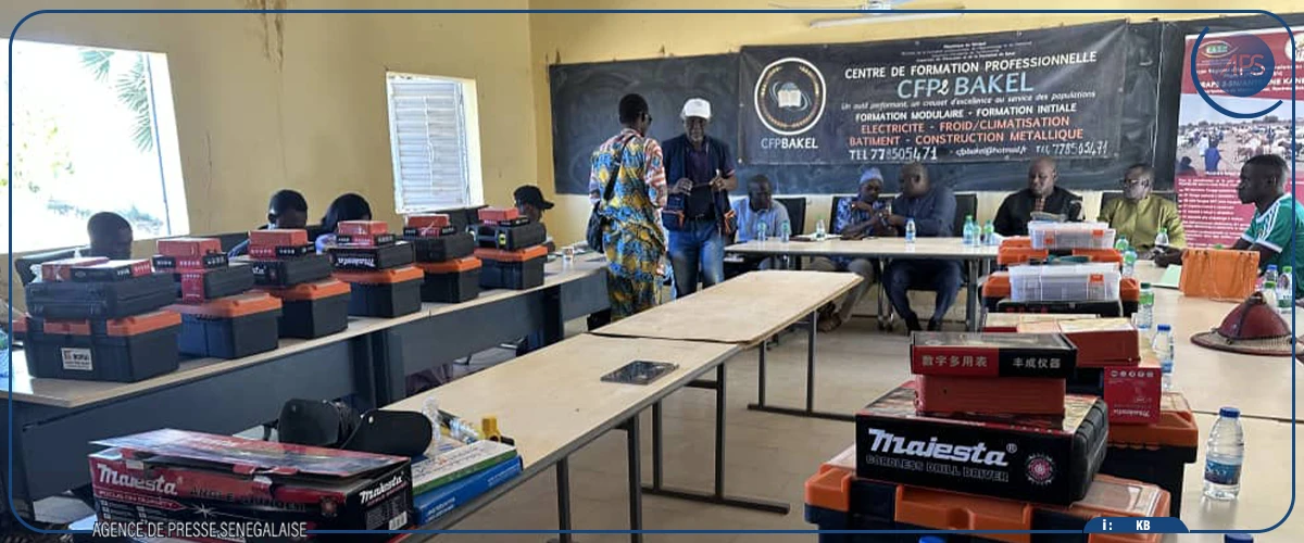 Du matériel de démarrage d'activités professionnelles remis à des jeunes de Bakel