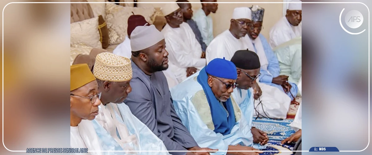 Une délégation de Tivaouane remet la contribution du khalife des tidjanes pour la rénovation de la Grande Mosquée de Touba