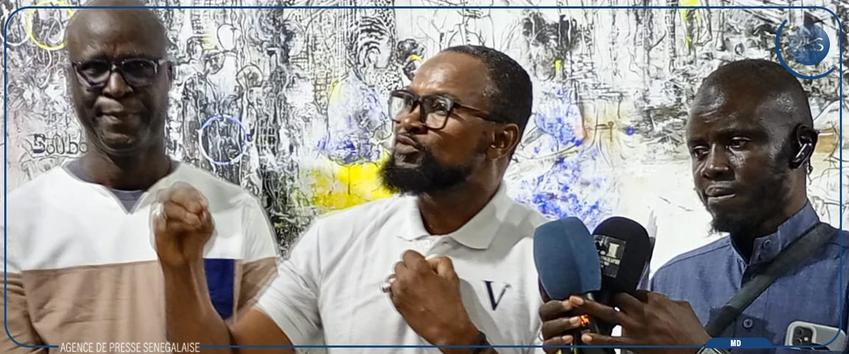 Une exposition pose un regard critique et artistique sur l'influence des réseaux sociaux