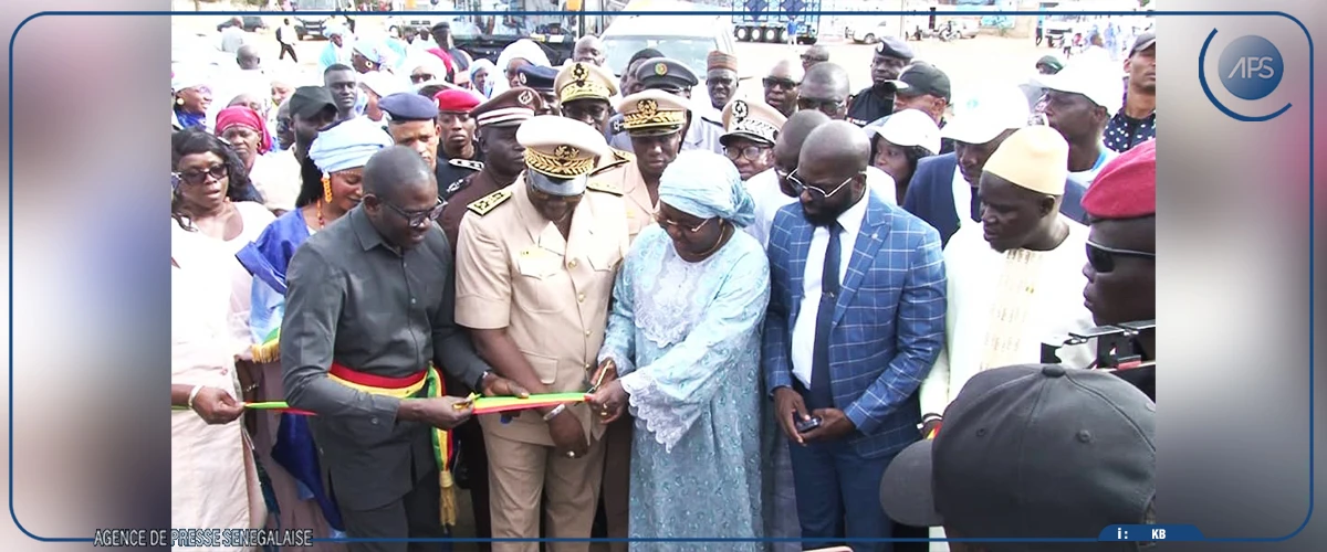 Thiès : Fatou Diouf inaugure le nouveau marché central au poisson, un ”hub régional de distribution de produits halieutiques”
