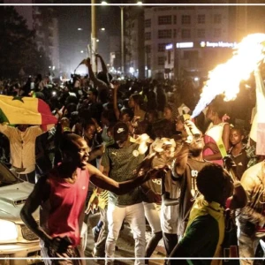 Dakar : liesse populaire aux HLM Grand Yoff et au CICES après la victoire des Lions face à l’Égypte