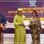 Forum des médias de Cotonou : une distinction remise à la journaliste sénégalaise Ngoya Ndiaye
