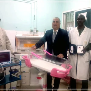Ziguinchor : un don de matériels médicaux de la Roumanie à l'unité de néonatologie de l'hôpital de la Paix