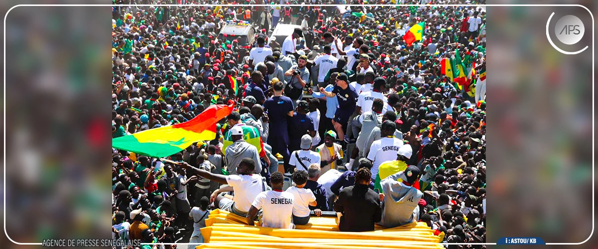 La parade des champions d'Afrique, digne des années glorieuses des Lions en 2002 et 2022