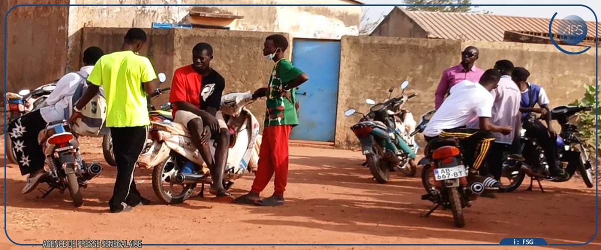 Sédhiou : les conducteurs de moto-taxis ‘’Jakarta’’ en grève pour dénoncer leurs conditions de travail