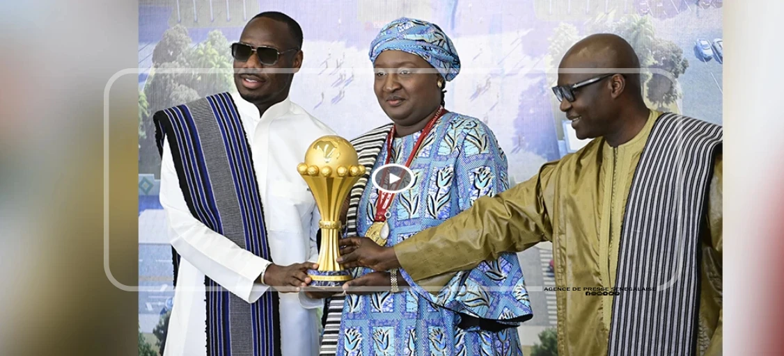 Présentation du trophée de la CAN 2025 : le stade LSS en communion avec les Lions