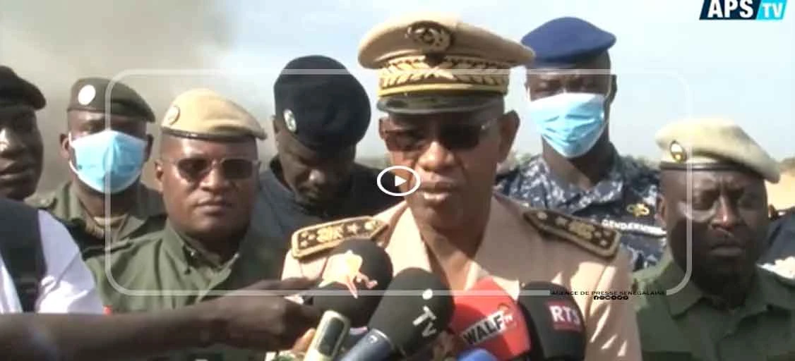 Kaolack: les douanes incinèrent plusieurs tonnes de produits prohibés d’une valeur de près de…