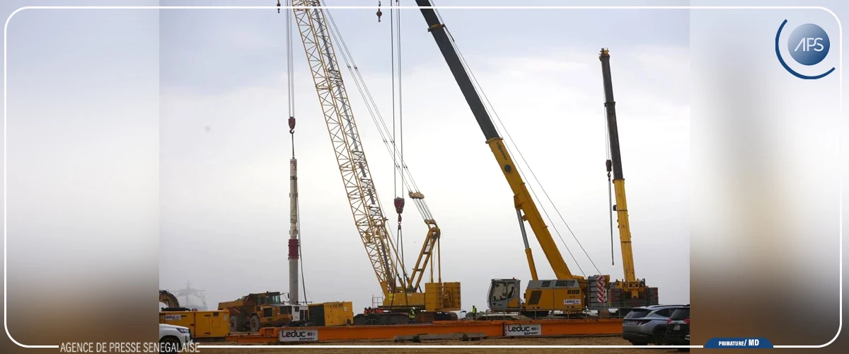 Ousmane Sonko visite une usine de production de consommables de dialyse à Pout